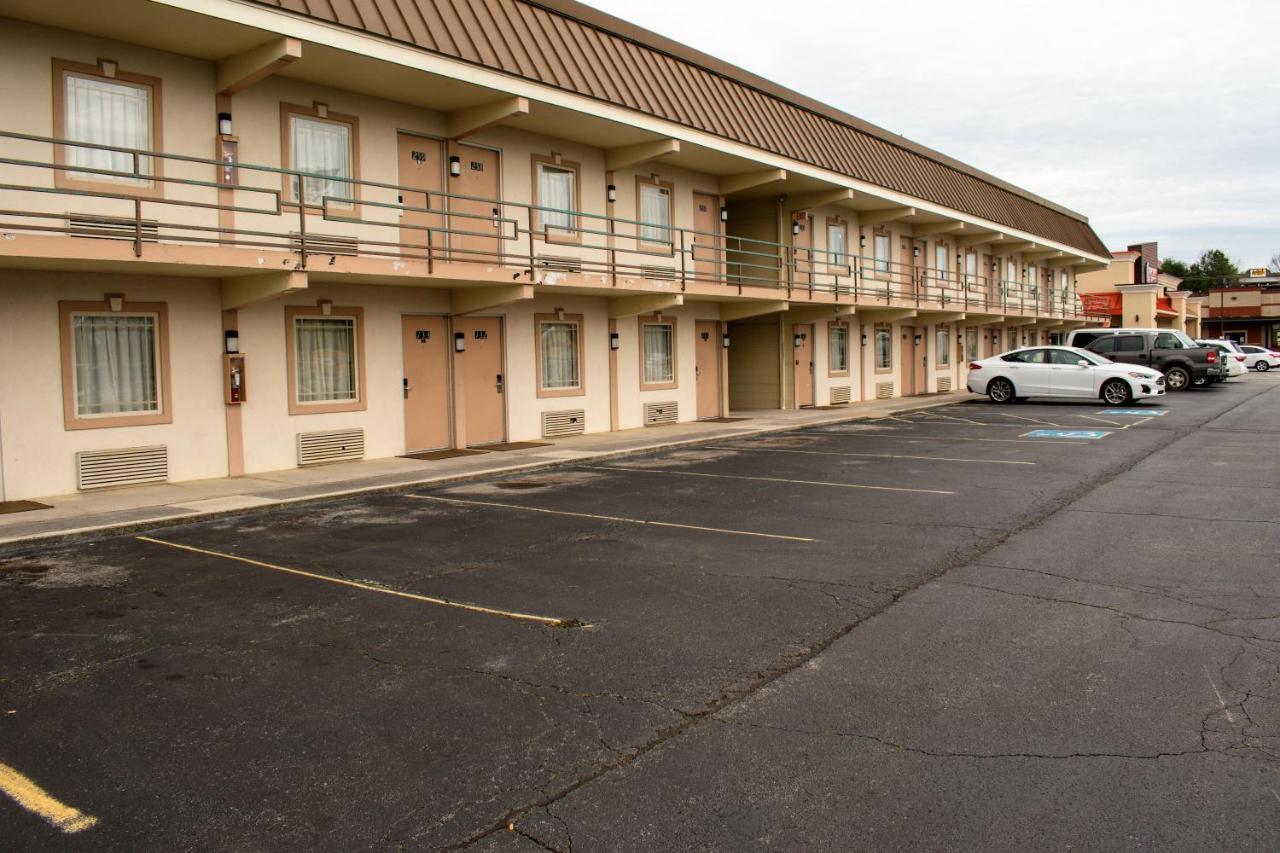 Kings Inn Lenoir City Ngoại thất bức ảnh